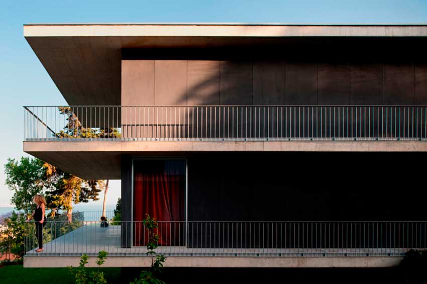 ATELIER CENTRAL ARQUITECTOS, Paço d'Arcos houses, José Martinez Silva, Lisbon, Portugal, Architecture, Concrete