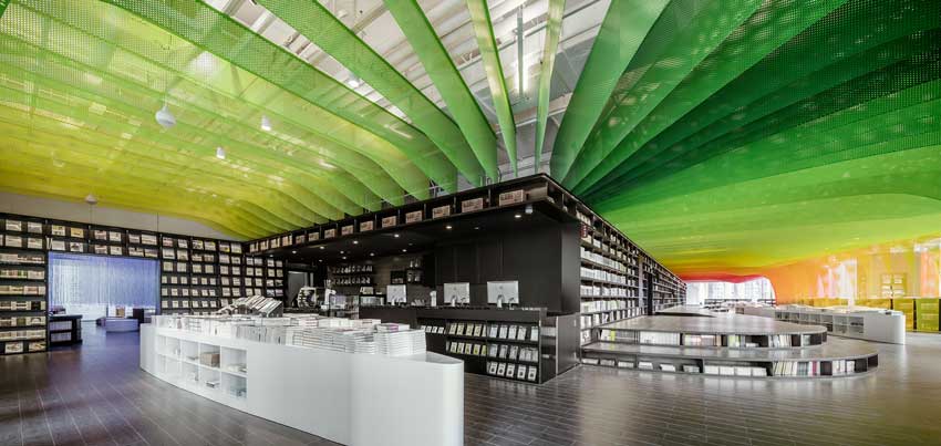 Wutopia Lab, Suzhou, Shangai, Beijing, China, arquitectura, arquitetura, Design, Interiores, Interiors, Metal Rainbow Zhongshu Bookstore