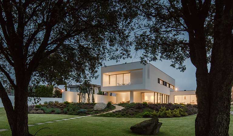 House BL by Hugo Monte Arquitecto
